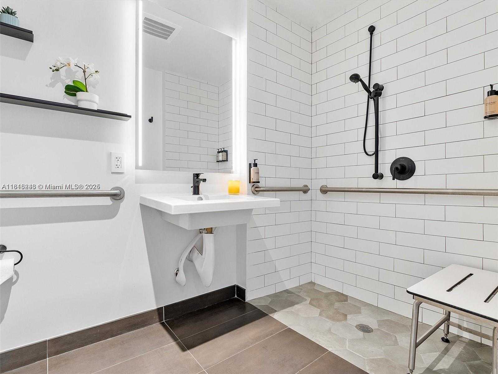 Small Image of 398 NORTH EAST 5TH ST #1915, Miami Number 9