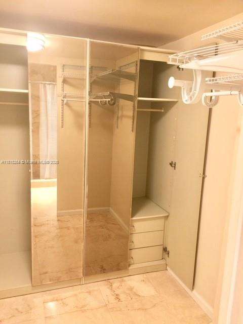 Small Image of 1408 BRICKELL BAY DR #516, Miami Number 12