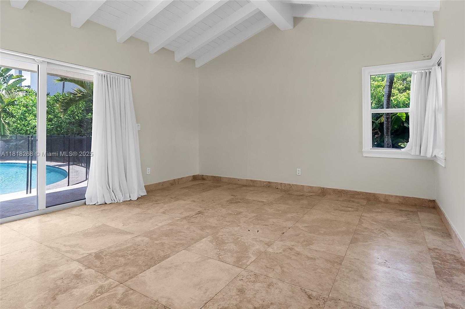 Small Image of 9 GATEHOUSE RD #9, Sea Ranch Lakes Number 22