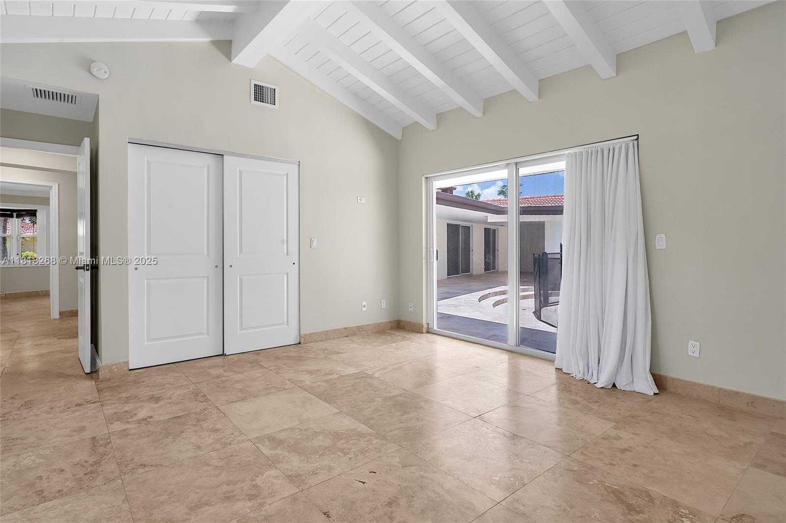 Small Image of 9 GATEHOUSE RD #9, Sea Ranch Lakes Number 23