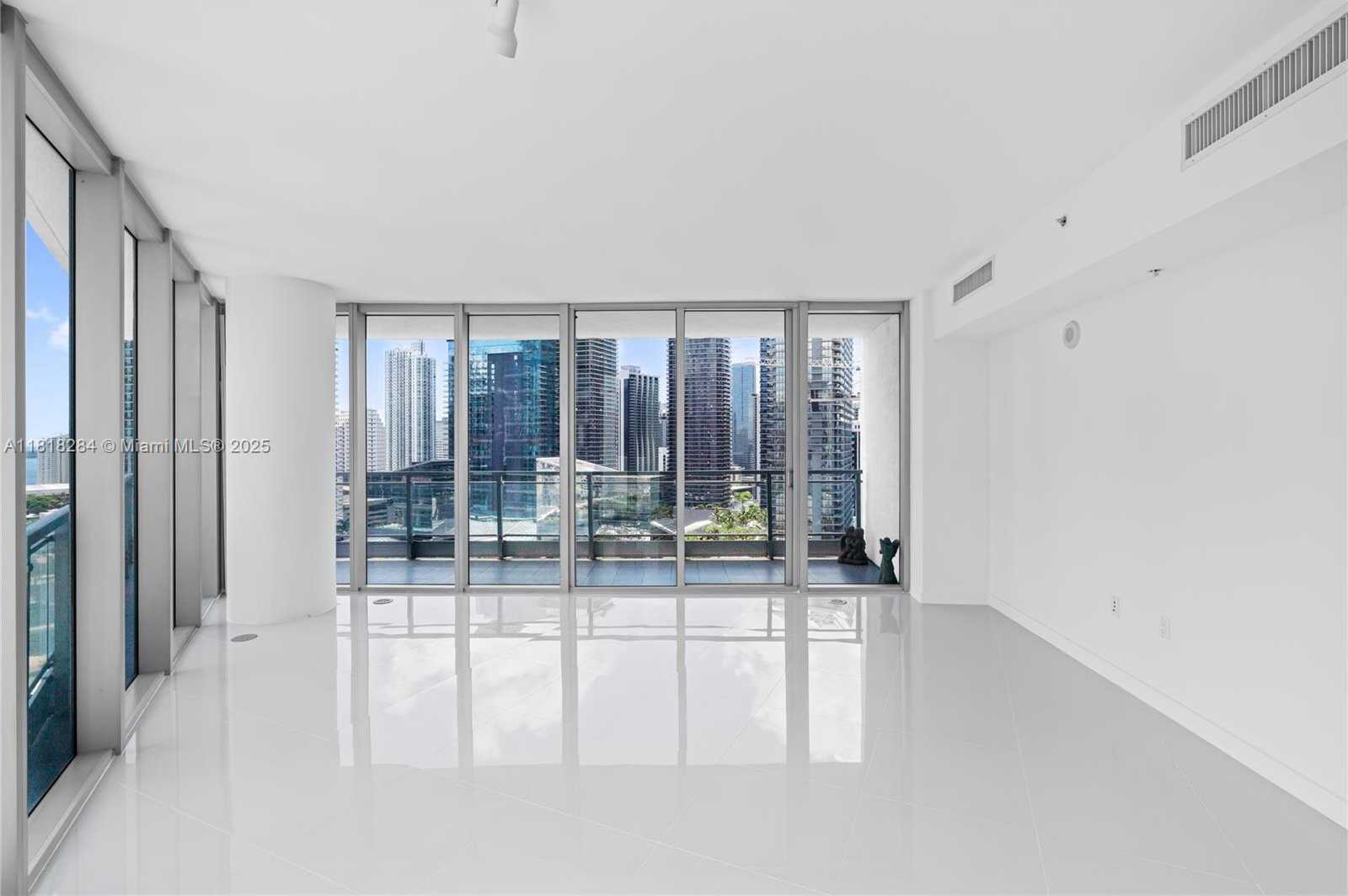 Small Image of 92 SOUTH WEST 3RD ST #2901, Miami Number 12