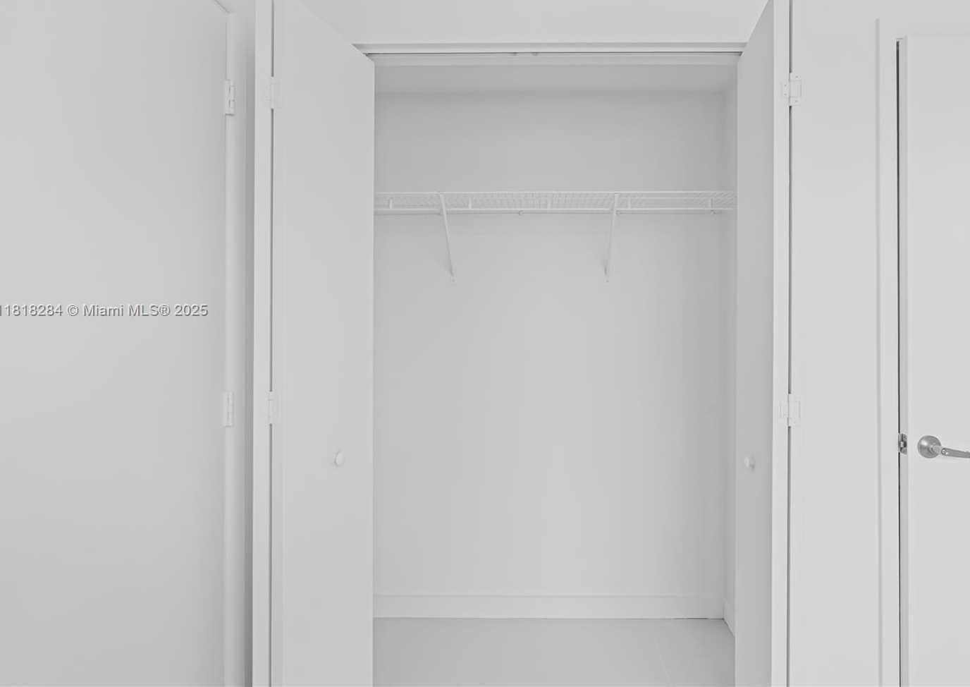 Small Image of 92 SOUTH WEST 3RD ST #2901, Miami Number 21
