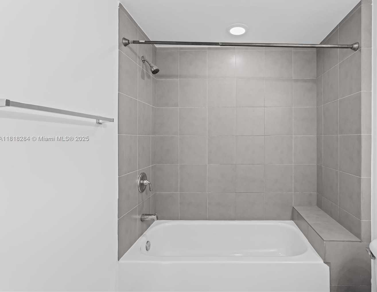 Small Image of 92 SOUTH WEST 3RD ST #2901, Miami Number 32