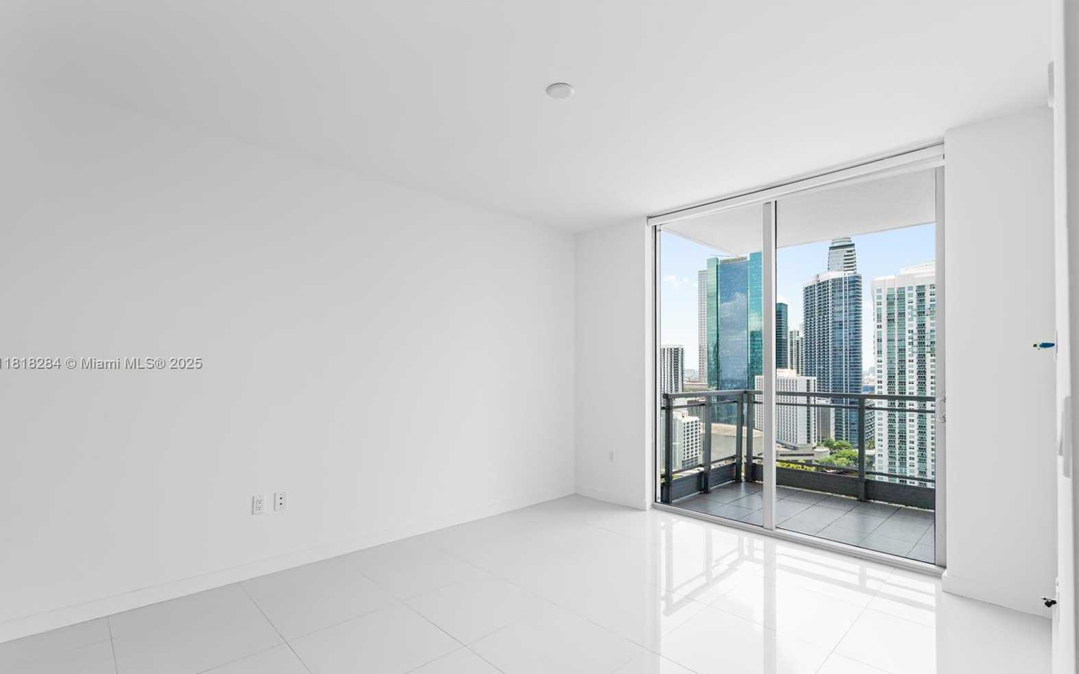 Small Image of 92 SOUTH WEST 3RD ST #2901, Miami Number 41