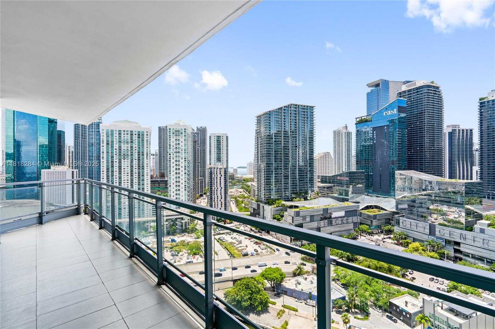 Small Image of 92 SOUTH WEST 3RD ST #2901, Miami Number 47