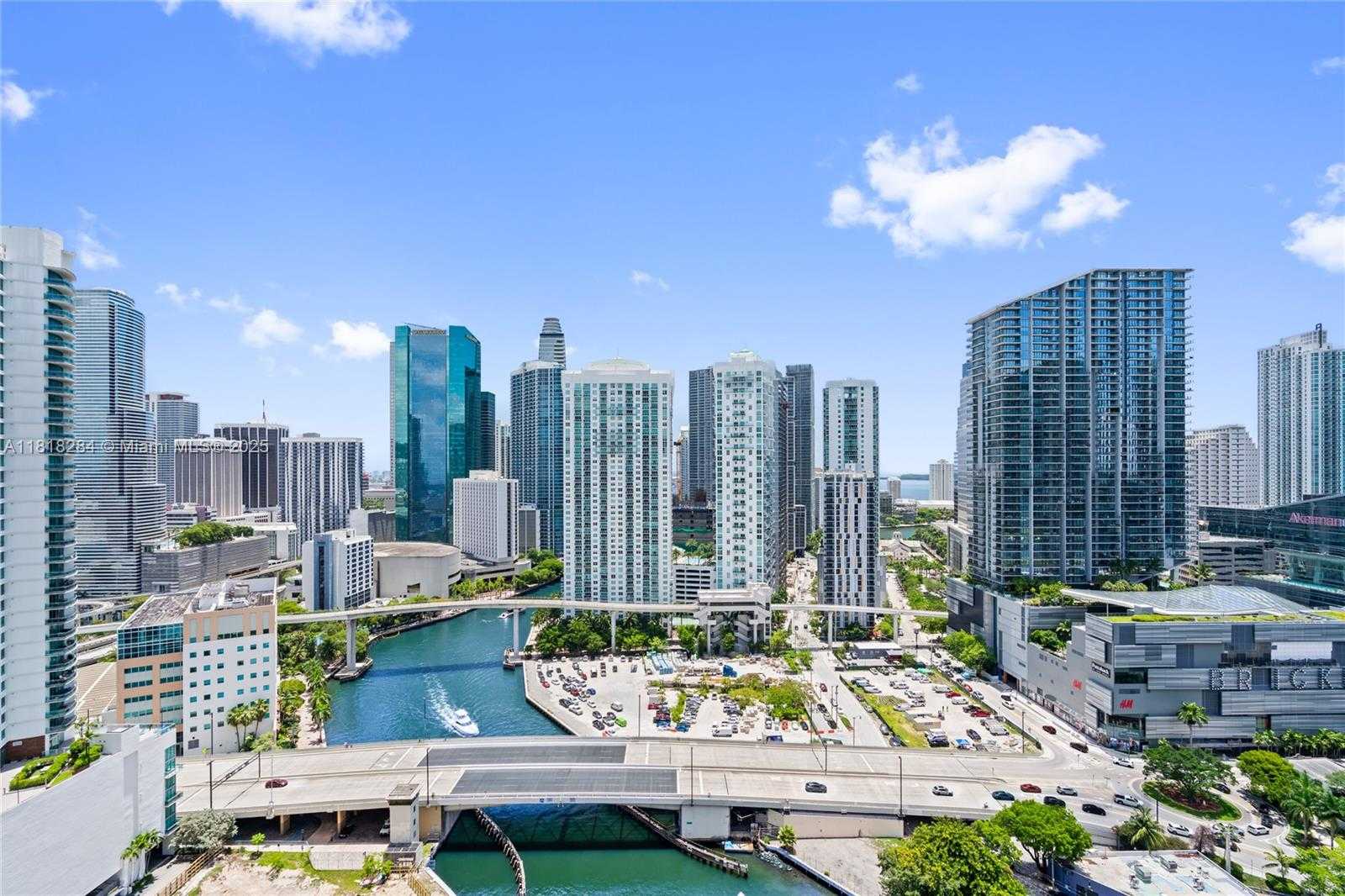 Small Image of 92 SOUTH WEST 3RD ST #2901, Miami Number 56