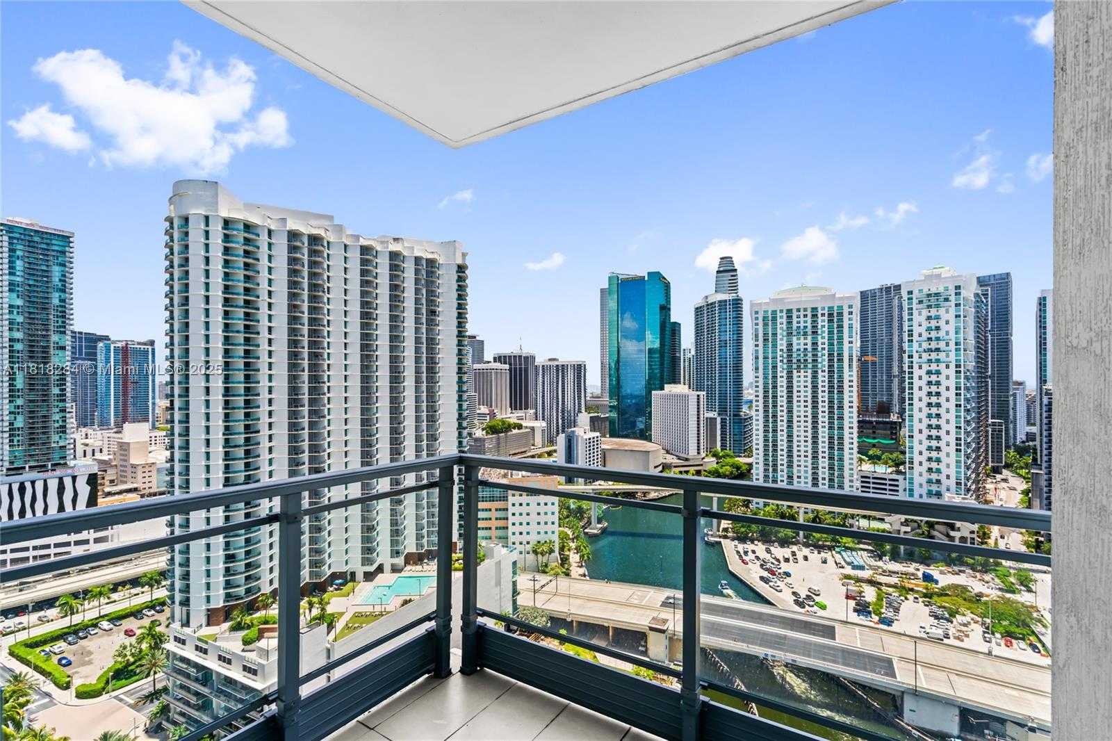 Small Image of 92 SOUTH WEST 3RD ST #2901, Miami Number 60