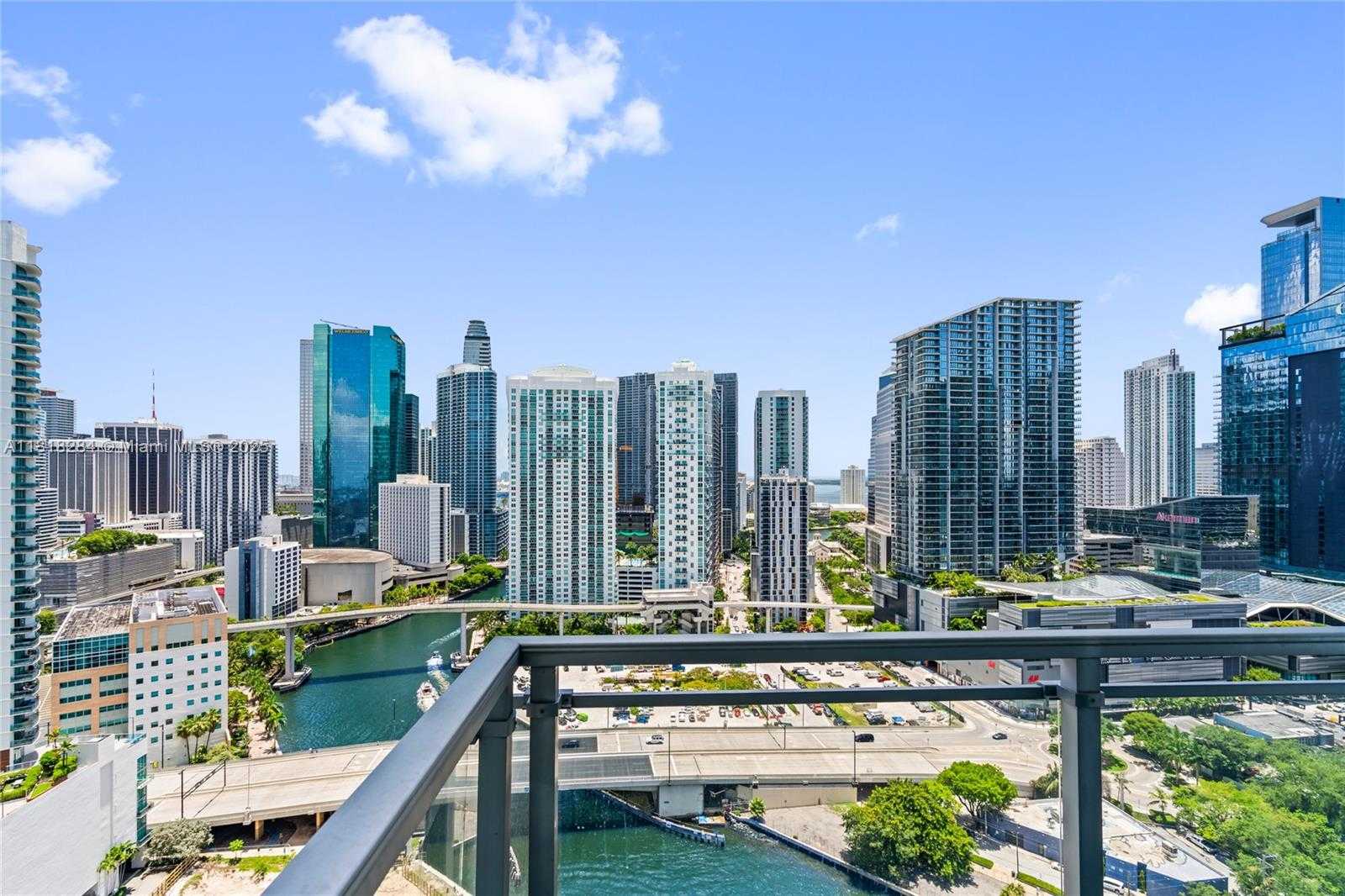 Small Image of 92 SOUTH WEST 3RD ST #2901, Miami Number 61