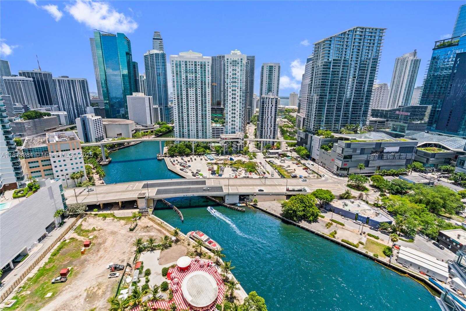 Small Image of 92 SOUTH WEST 3RD ST #2901, Miami Number 65