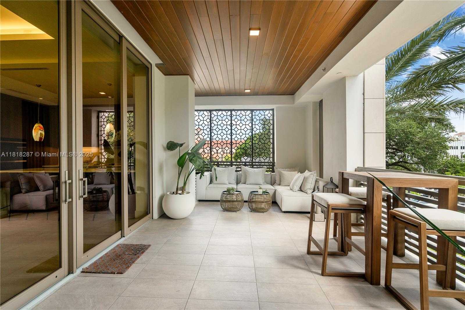 Small Image of 515 VALENCIA AVE #203, Coral Gables Number 12