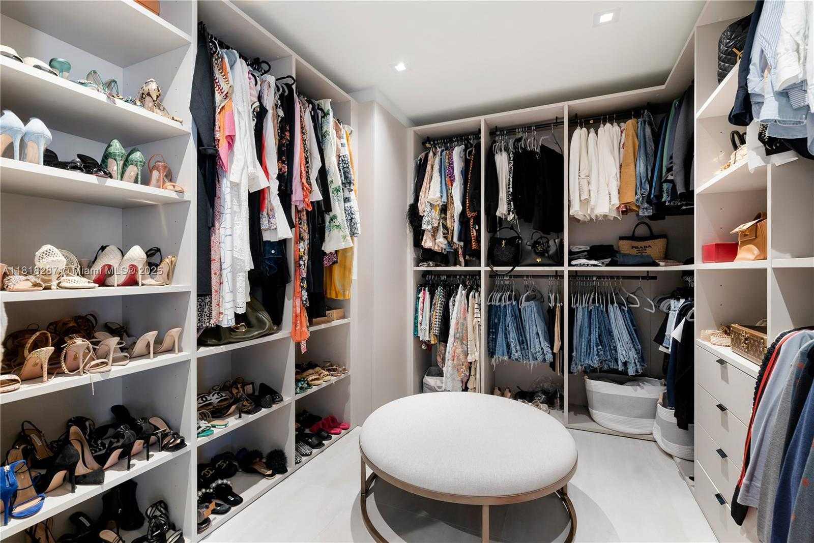Small Image of 515 VALENCIA AVE #203, Coral Gables Number 19
