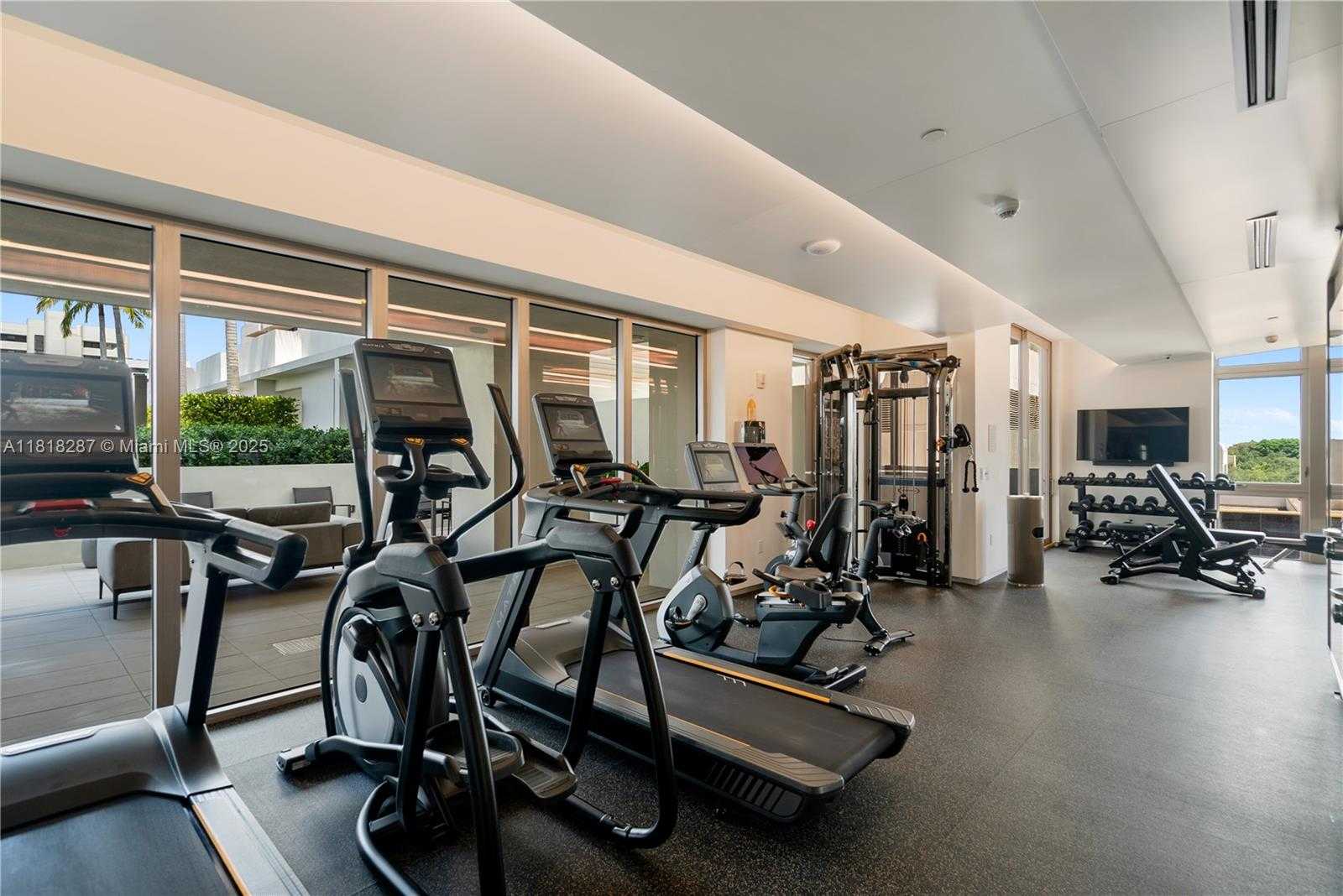 Small Image of 515 VALENCIA AVE #203, Coral Gables Number 30