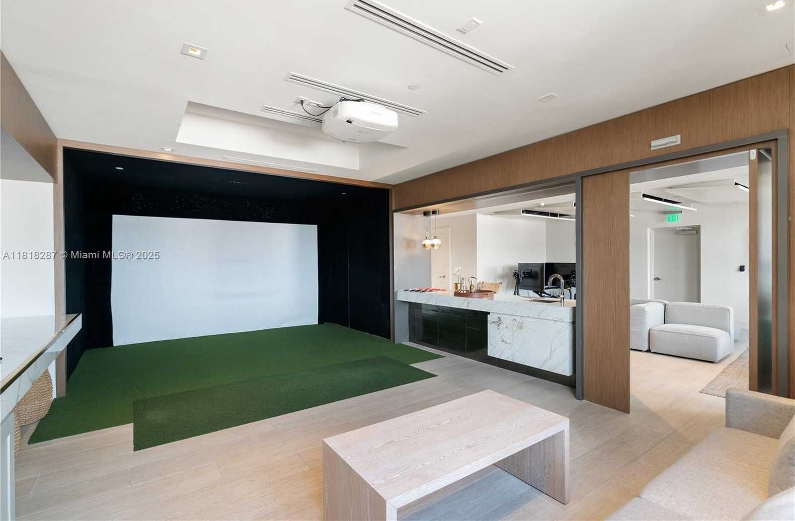 Small Image of 515 VALENCIA AVE #203, Coral Gables Number 34