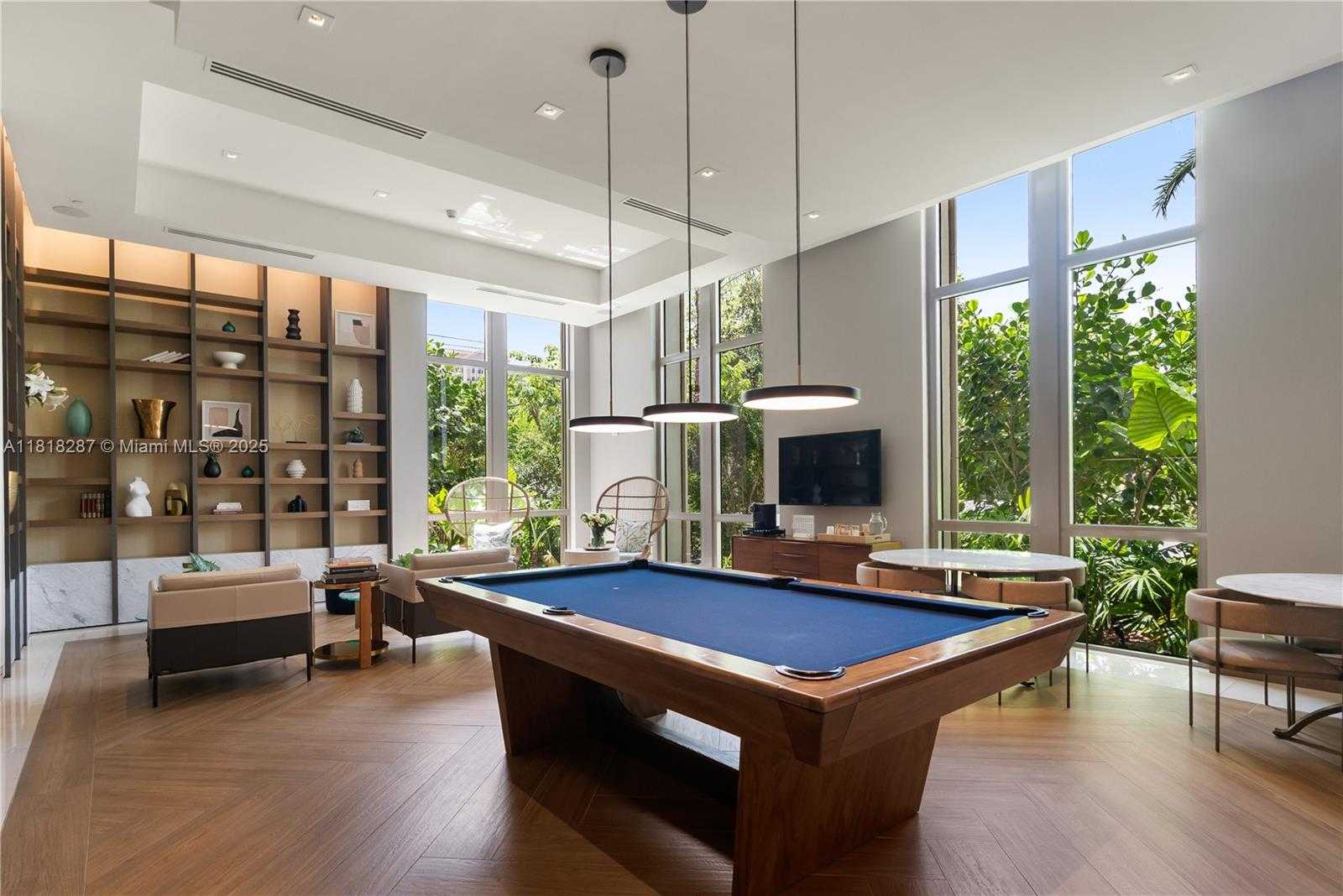 Small Image of 515 VALENCIA AVE #203, Coral Gables Number 36