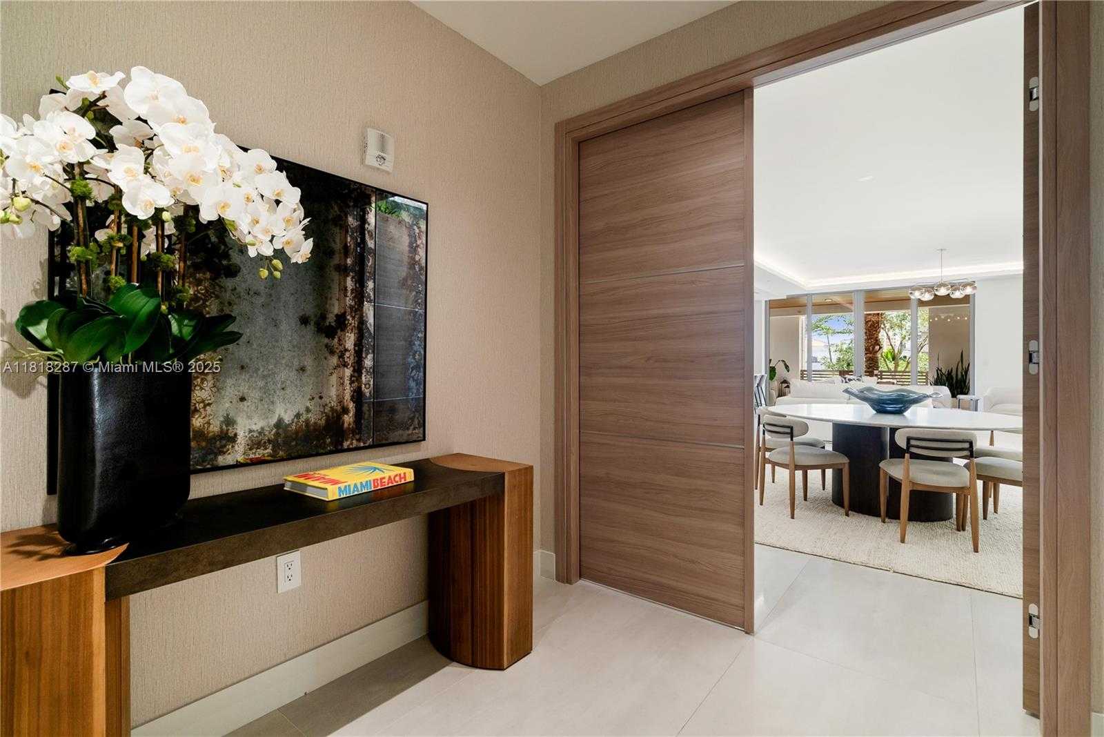 Small Image of 515 VALENCIA AVE #203, Coral Gables Number 4