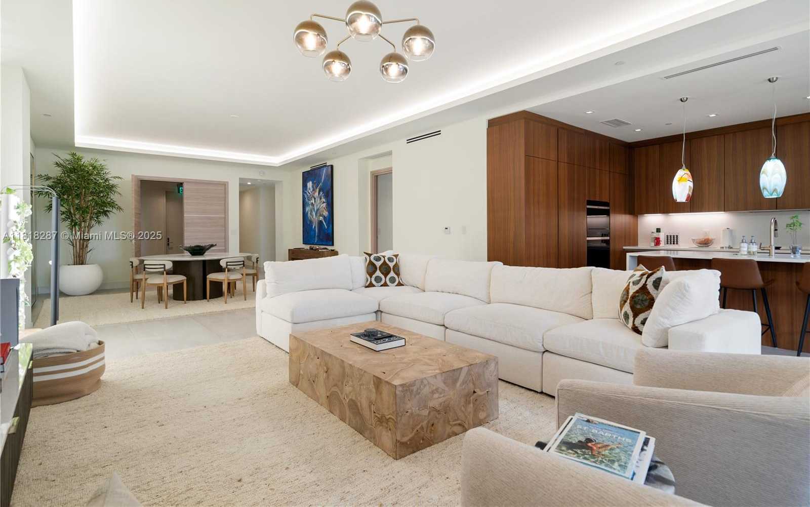 Small Image of 515 VALENCIA AVE #203, Coral Gables Number 7