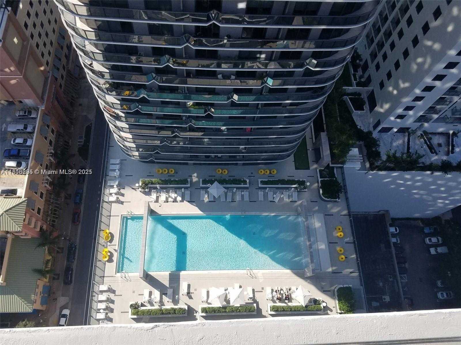 Small Image of 45 SOUTH WEST 9TH ST #2907, Miami Number 4