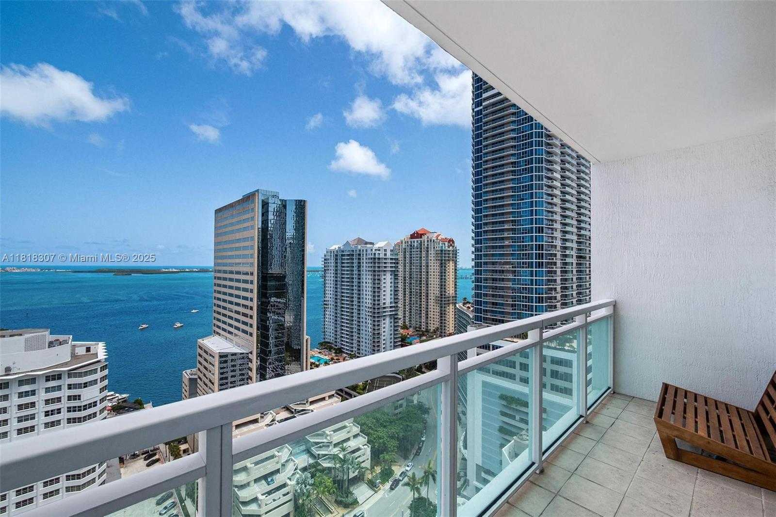 Small Image of 951 BRICKELL AVE #2708, Miami Number 4