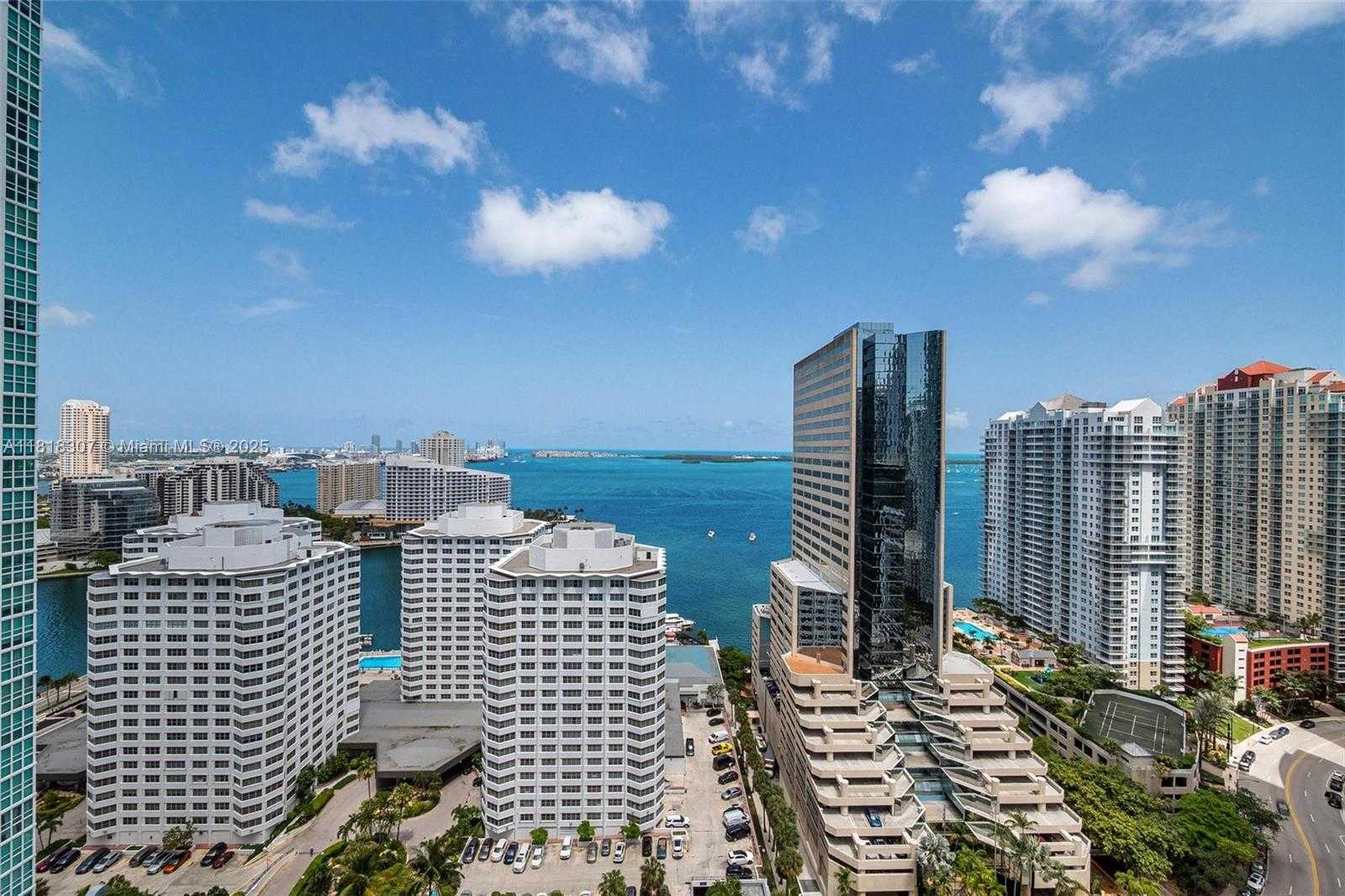 Small Image of 951 BRICKELL AVE #2708, Miami Number 7