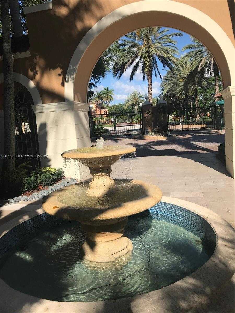 Small Image of 19801 EAST COUNTRY CLUB DR #4-603, Aventura Number 25