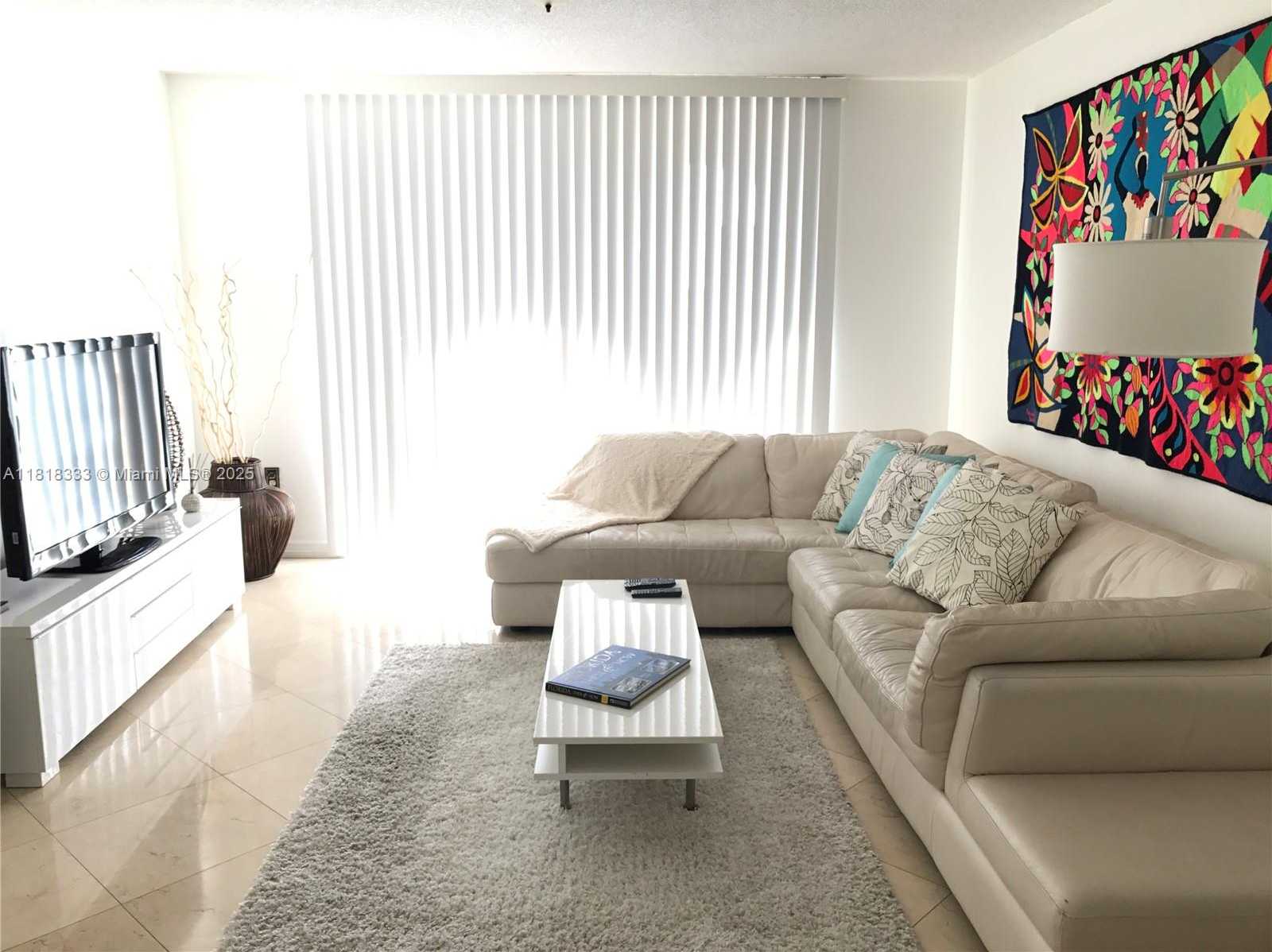 Small Image of 19801 EAST COUNTRY CLUB DR #4-603, Aventura Number 3