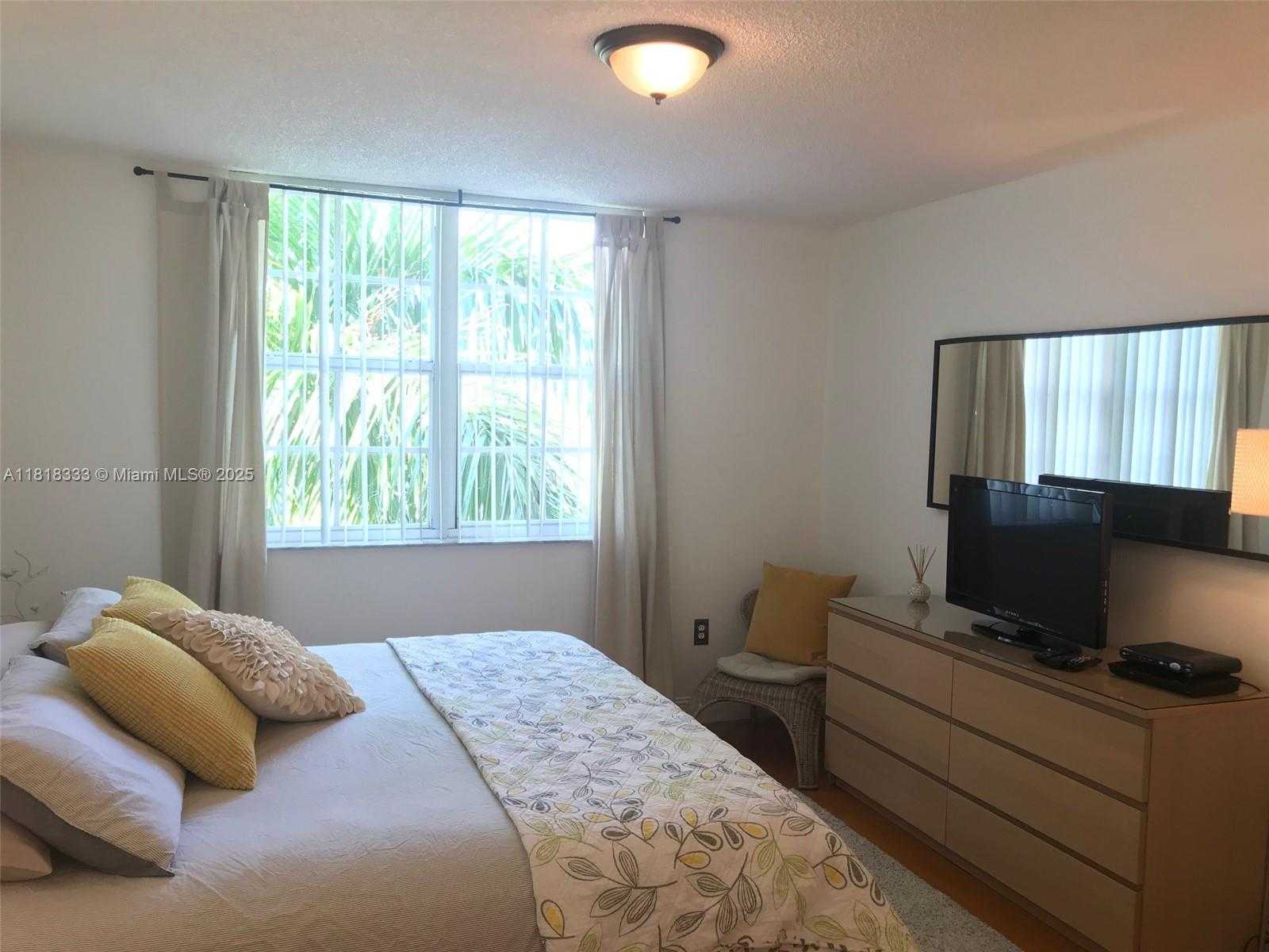 Small Image of 19801 EAST COUNTRY CLUB DR #4-603, Aventura Number 9