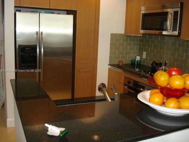 Small Image of 1060 BRICKELL AVE #1911, Miami Number 7
