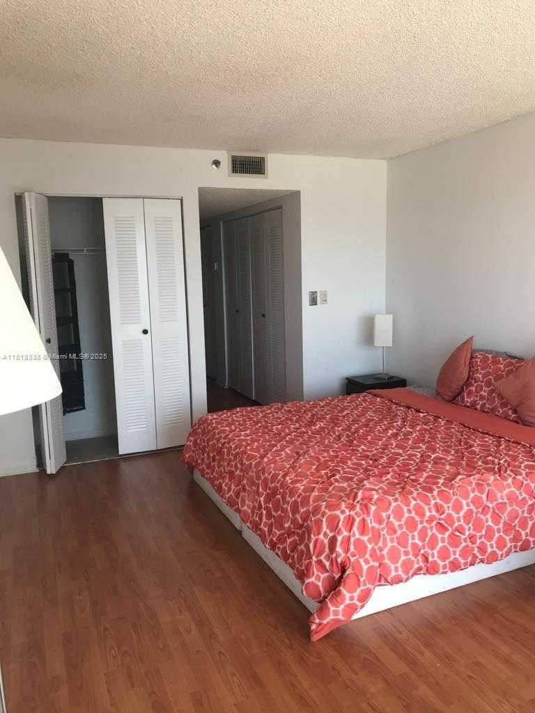 Small Image of 7601 EAST TREASURE DR #1012, North Bay Village Number 10