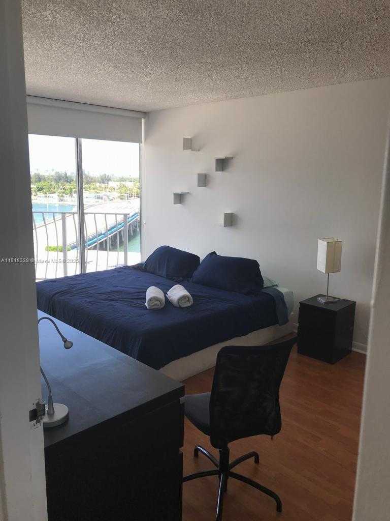 Small Image of 7601 EAST TREASURE DR #1012, North Bay Village Number 11