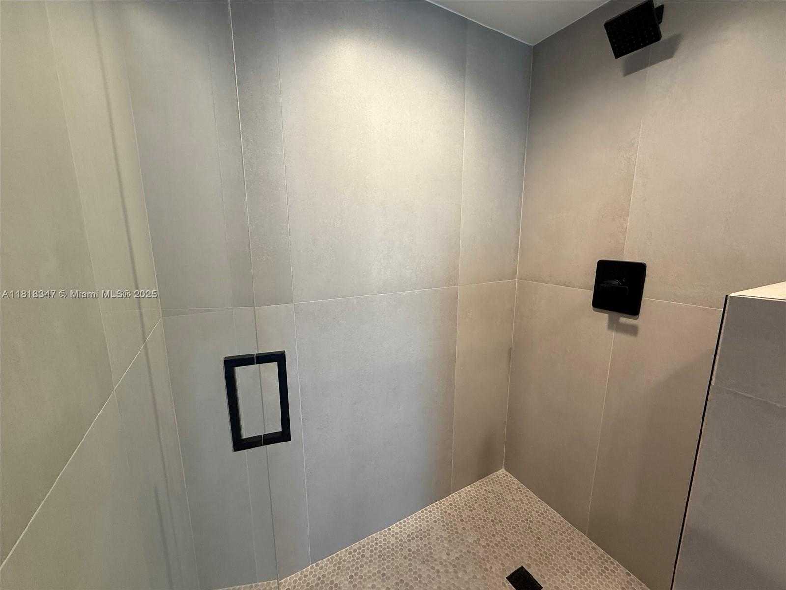 Small Image of 55 SOUTH EAST 6TH ST #3803, Miami Number 16