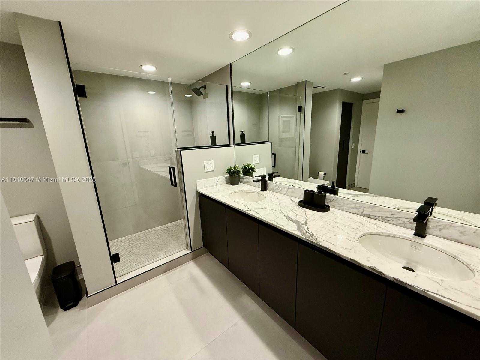 Small Image of 55 SOUTH EAST 6TH ST #3803, Miami Number 17