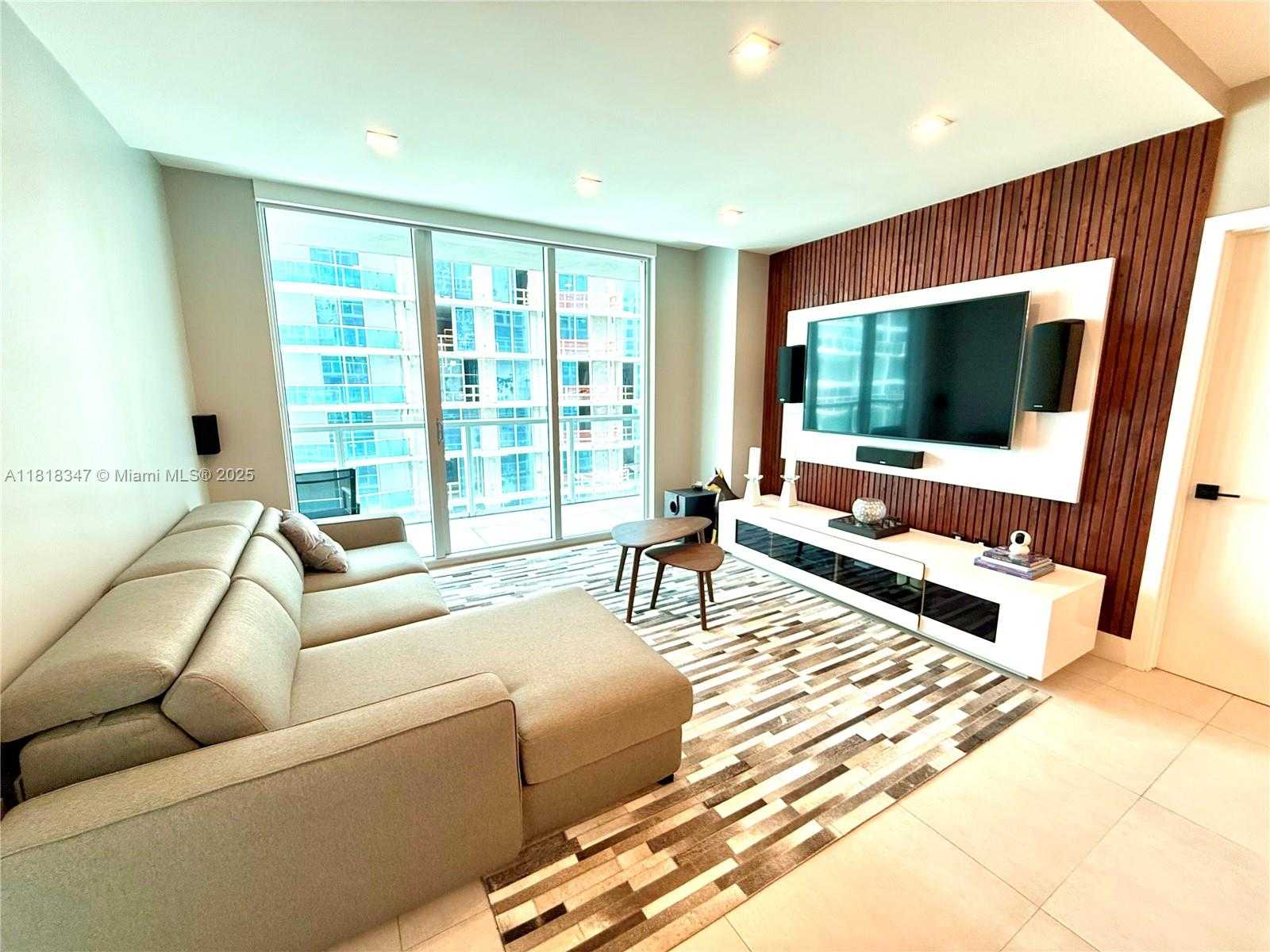 Small Image of 55 SOUTH EAST 6TH ST #3803, Miami Number 2