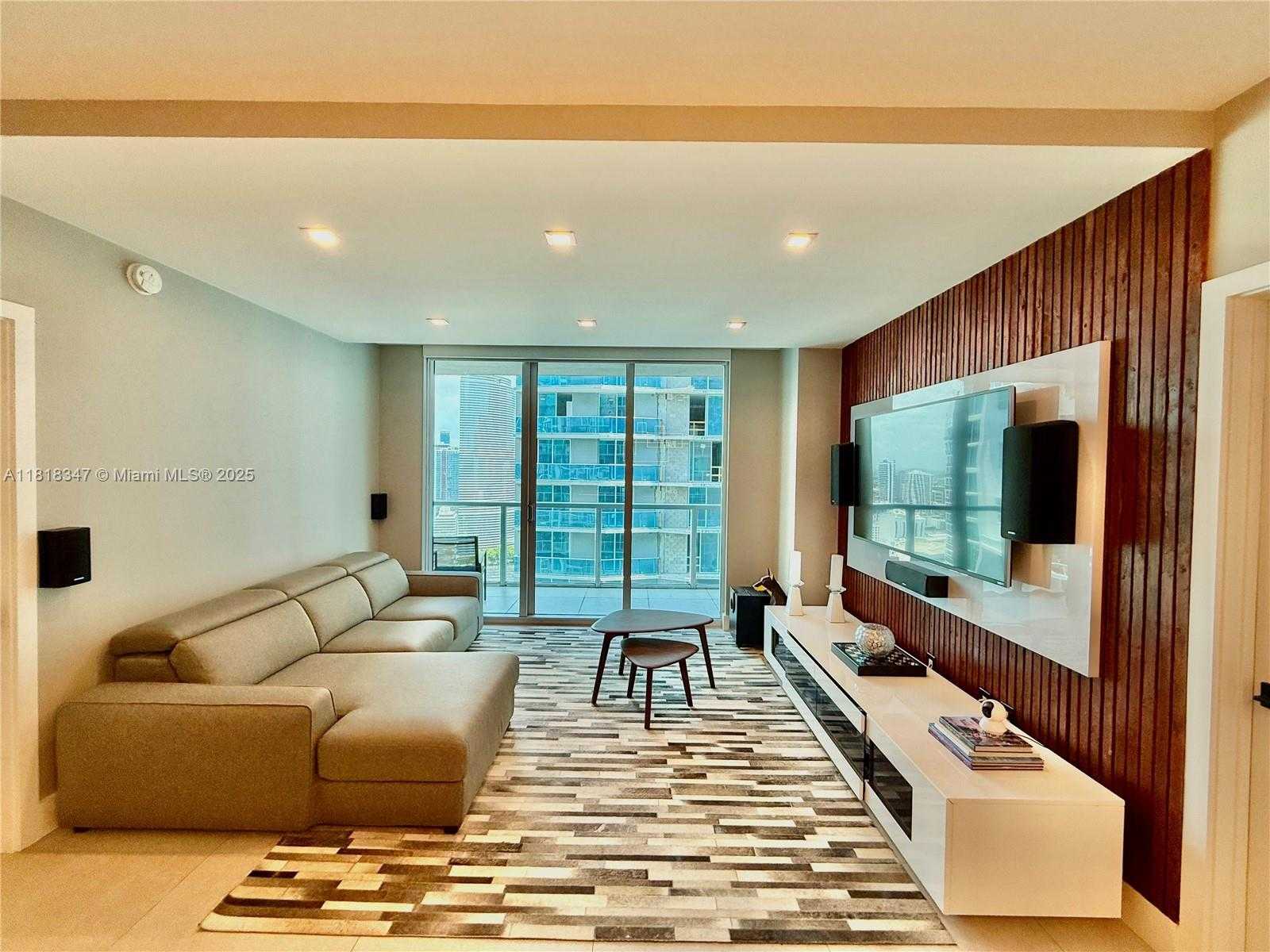Small Image of 55 SOUTH EAST 6TH ST #3803, Miami Number 3