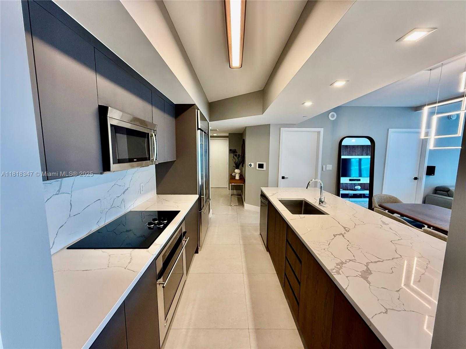 Small Image of 55 SOUTH EAST 6TH ST #3803, Miami Number 7