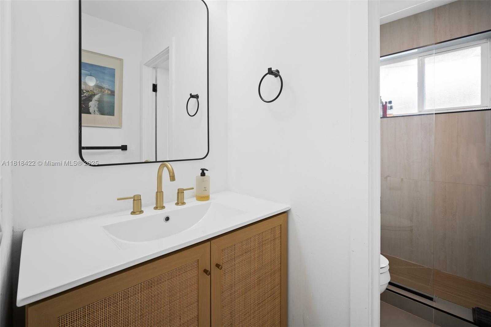 Small Image of 2231 SOUTH WEST 63RD AVE, Miami Number 14