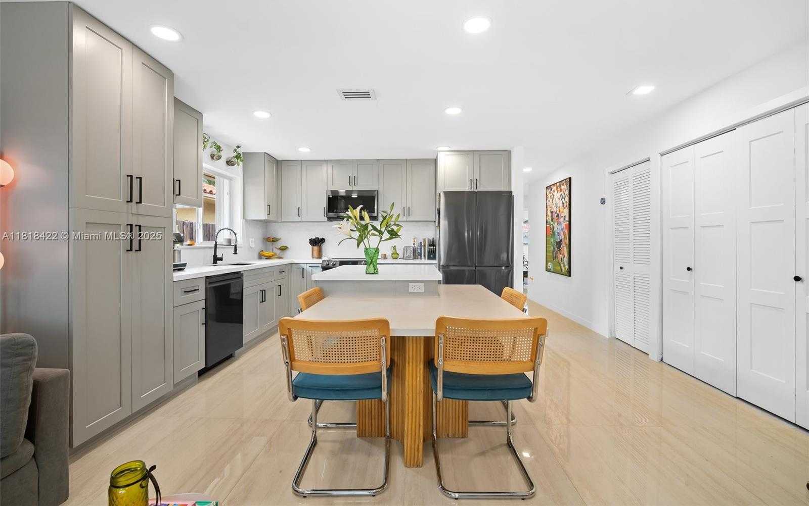 Small Image of 2231 SOUTH WEST 63RD AVE, Miami Number 20