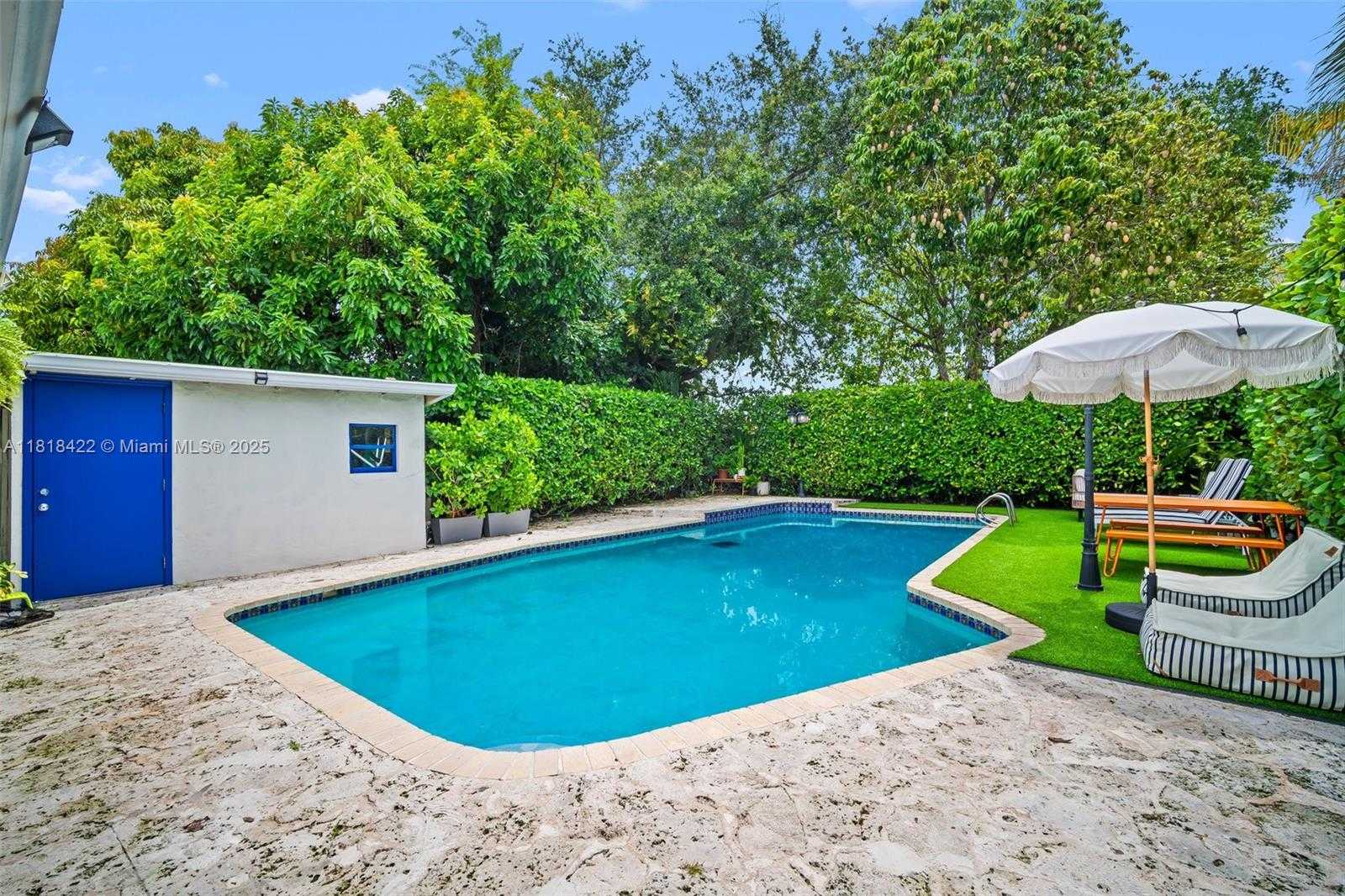 Small Image of 2231 SOUTH WEST 63RD AVE, Miami Number 23