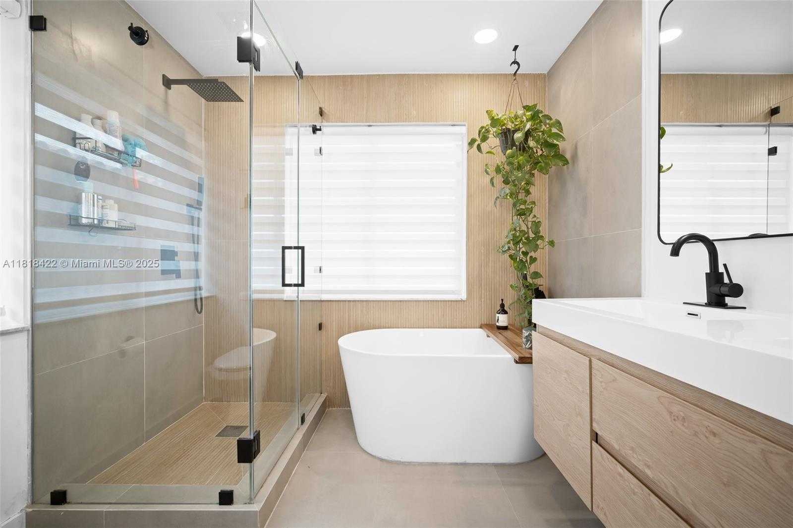 Small Image of 2231 SOUTH WEST 63RD AVE, Miami Number 6