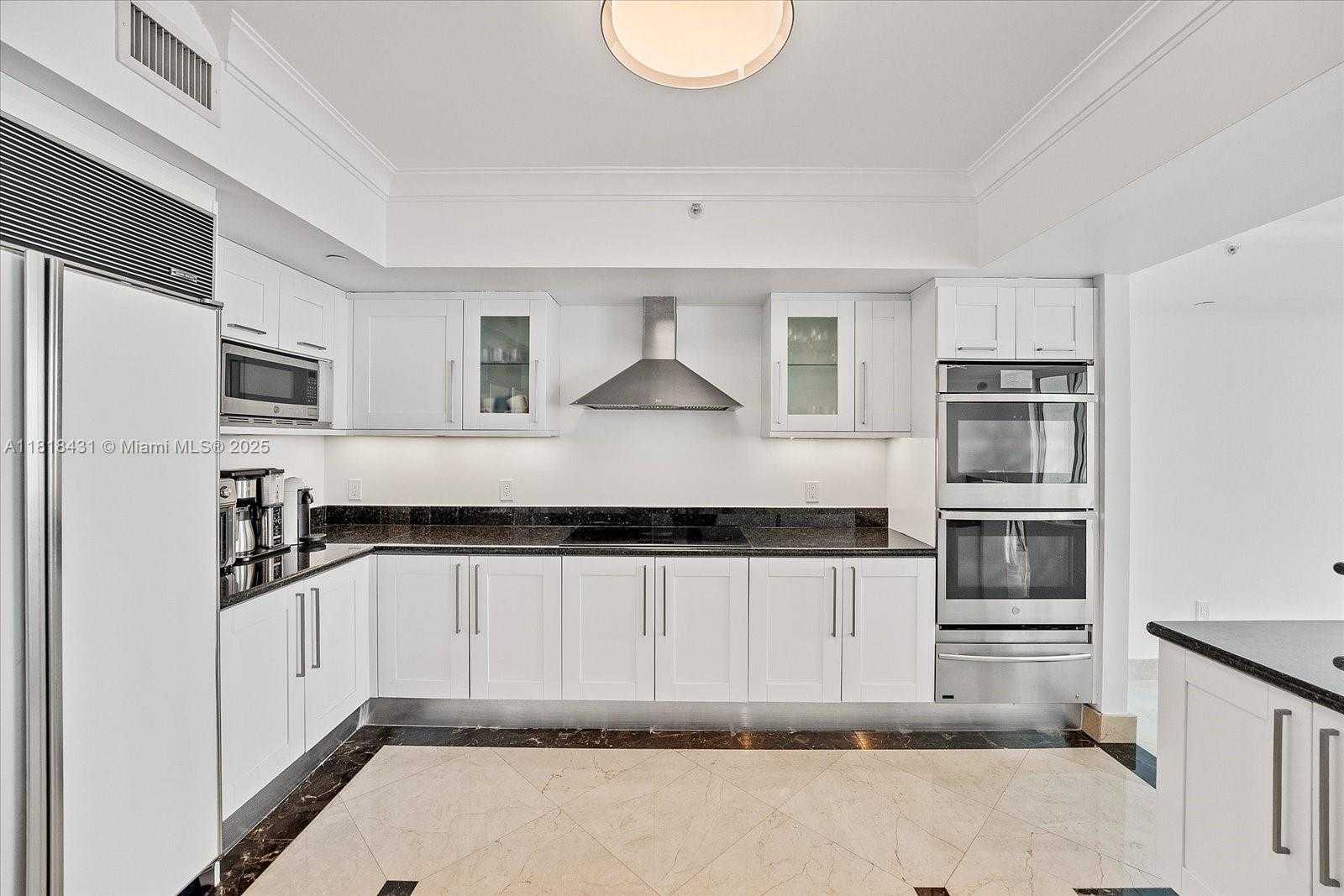 Small Image of 3301 NORTH EAST 183RD ST #1906, Aventura Number 12