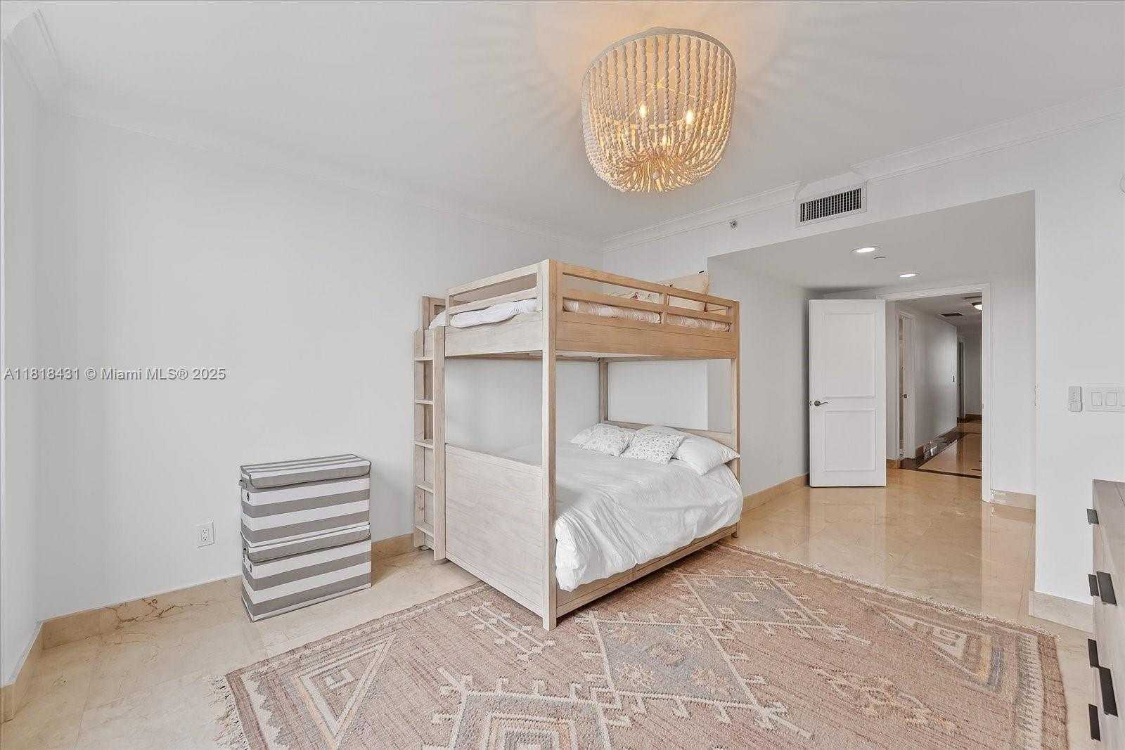 Small Image of 3301 NORTH EAST 183RD ST #1906, Aventura Number 24