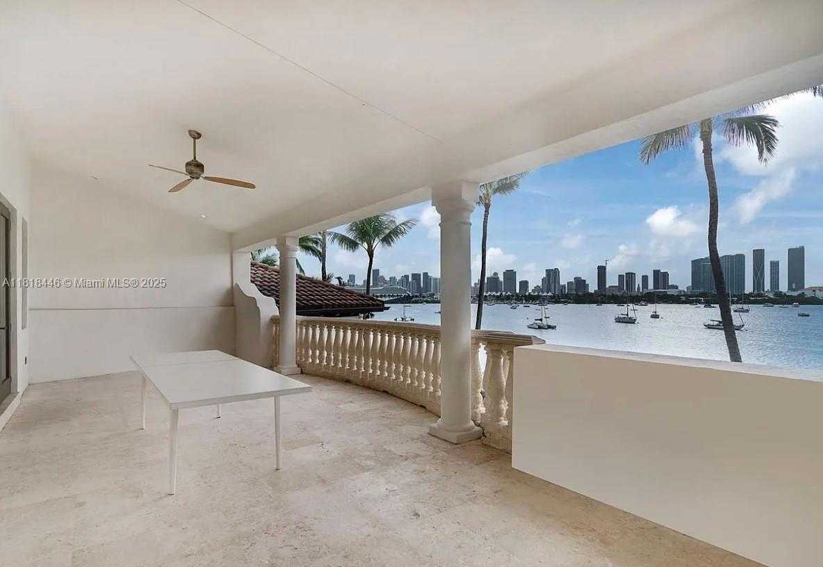 Small Image of 432 SOUTH HIBISCUS DR, Miami Beach Number 25