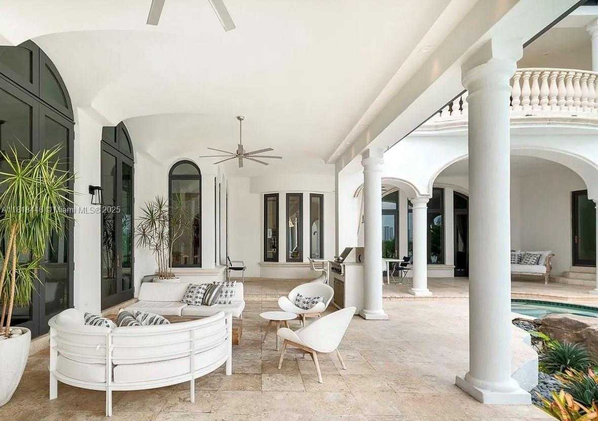 Small Image of 432 SOUTH HIBISCUS DR, Miami Beach Number 29