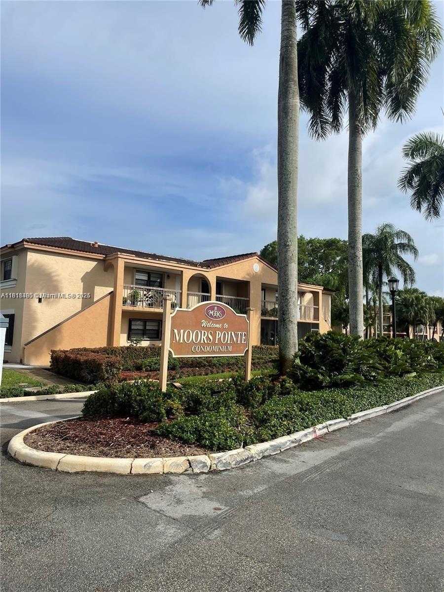 Small Image of 18286 MEDITERRANEAN BLVD #8-2, Hialeah Number 2