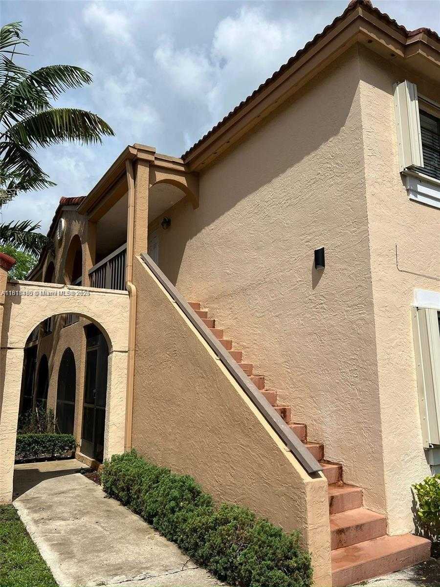 Small Image of 18286 MEDITERRANEAN BLVD #8-2, Hialeah Number 5