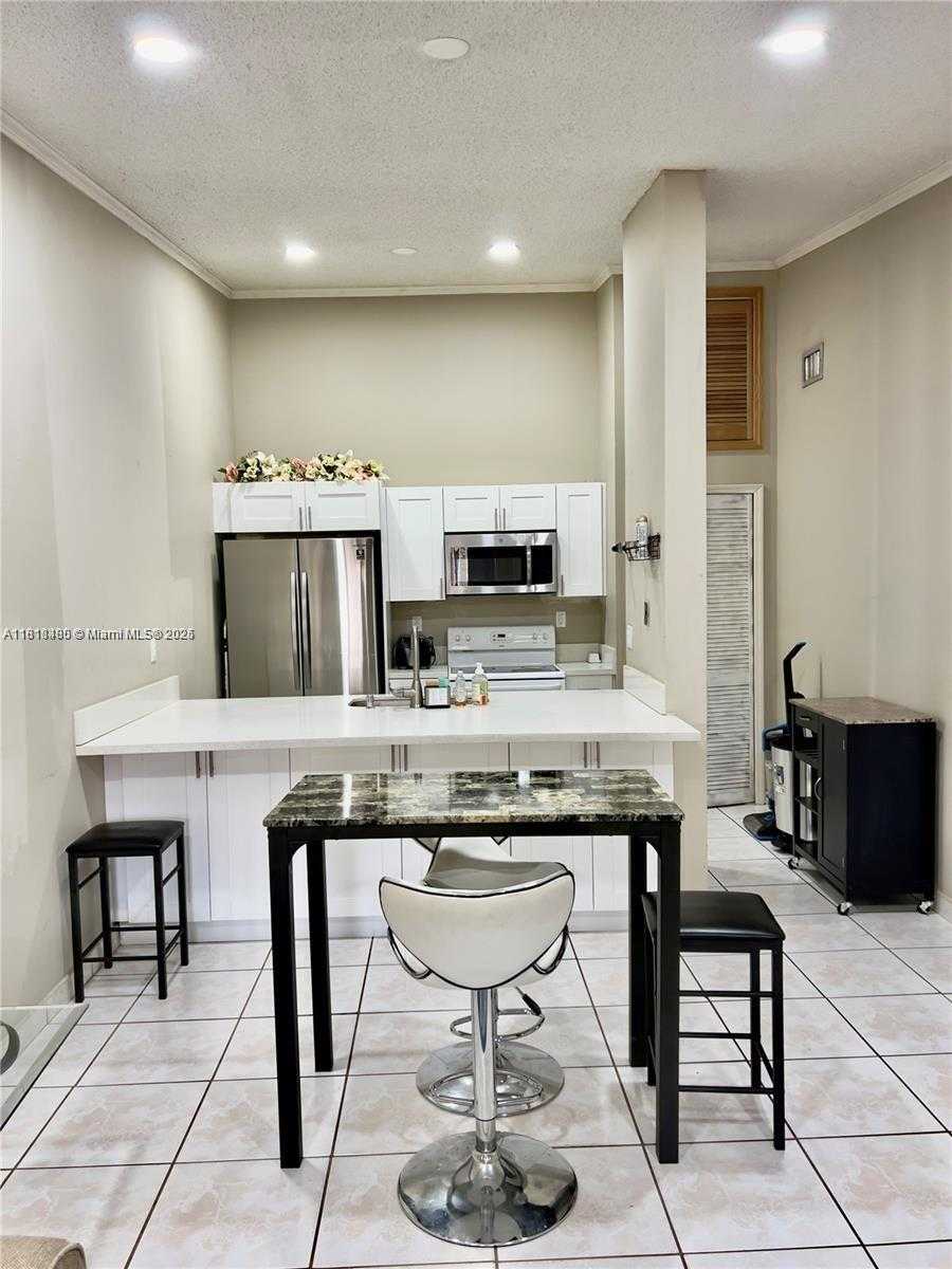 Small Image of 18286 MEDITERRANEAN BLVD #8-2, Hialeah Number 6