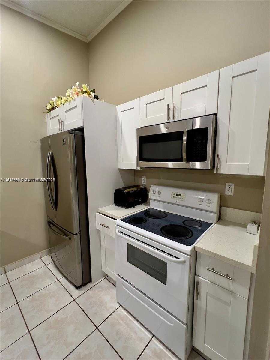 Small Image of 18286 MEDITERRANEAN BLVD #8-2, Hialeah Number 9