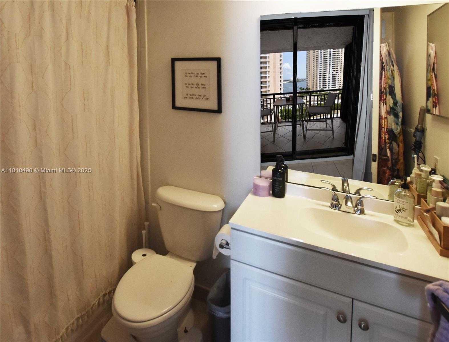 Small Image of 540 BRICKELL KEY DR #1522, Miami Number 16