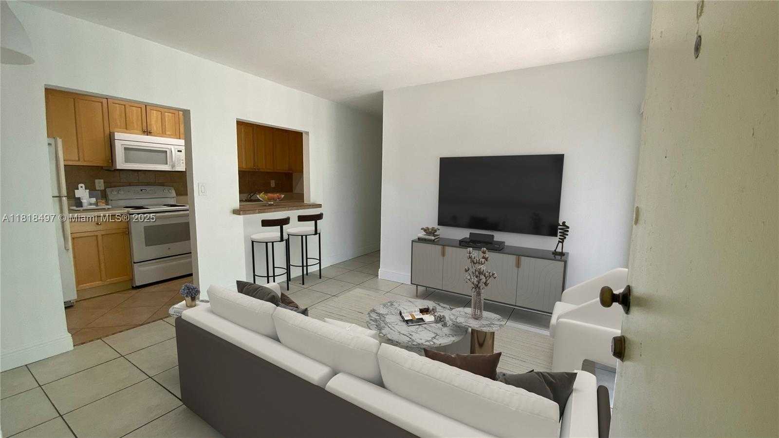 Small Image of 4130 NORTH WEST 79TH AVE #2G, Doral Number 2