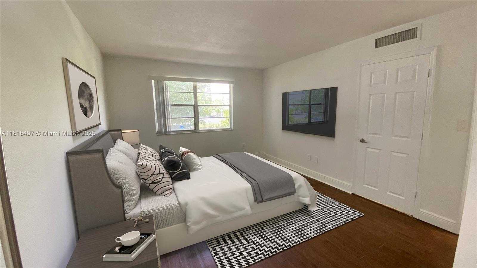 Small Image of 4130 NORTH WEST 79TH AVE #2G, Doral Number 7