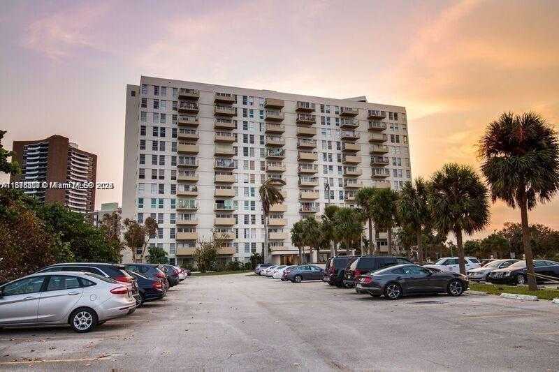 Small Image of 880 NORTH EAST 69TH ST #12Q, Miami Number 15